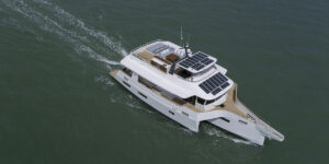 LEEN 72 Power Trimaran Yacht